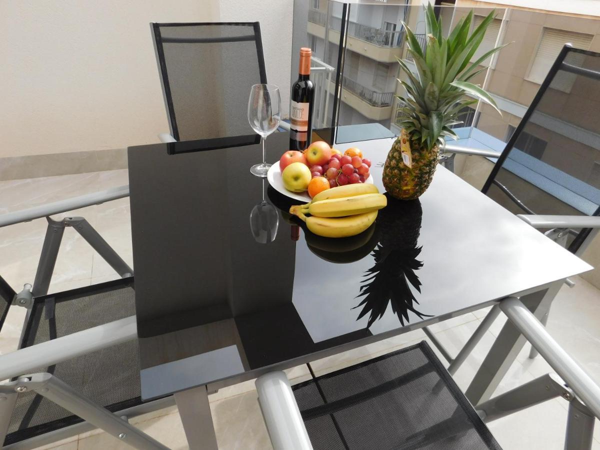 Modern And Cosy Apartment Close To The Beach Torrevieja Eksteriør bilde