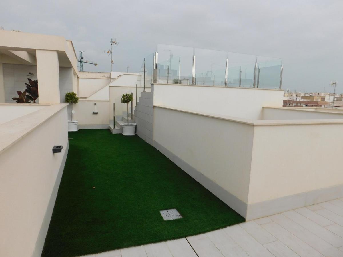 Modern And Cosy Apartment Close To The Beach Torrevieja Eksteriør bilde