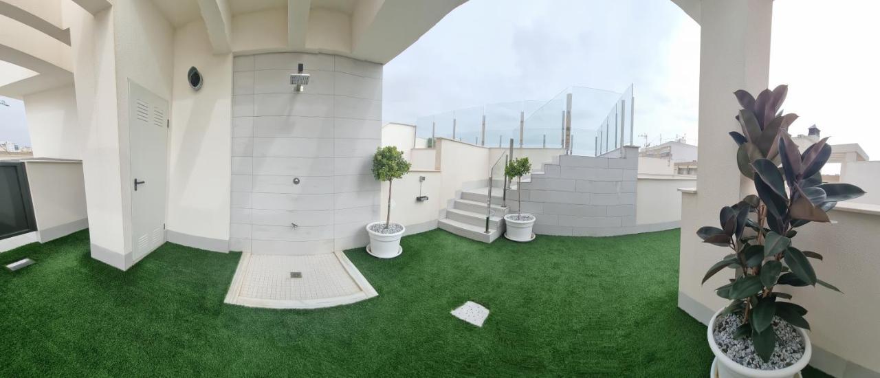Modern And Cosy Apartment Close To The Beach Torrevieja Eksteriør bilde