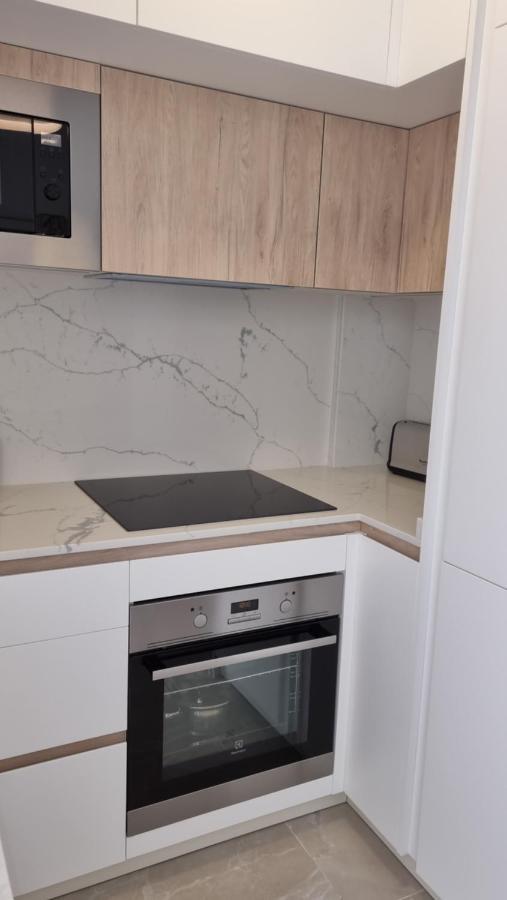 Modern And Cosy Apartment Close To The Beach Torrevieja Eksteriør bilde