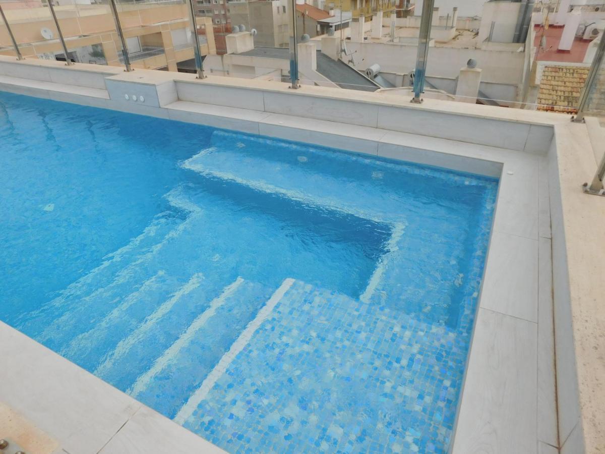 Modern And Cosy Apartment Close To The Beach Torrevieja Eksteriør bilde
