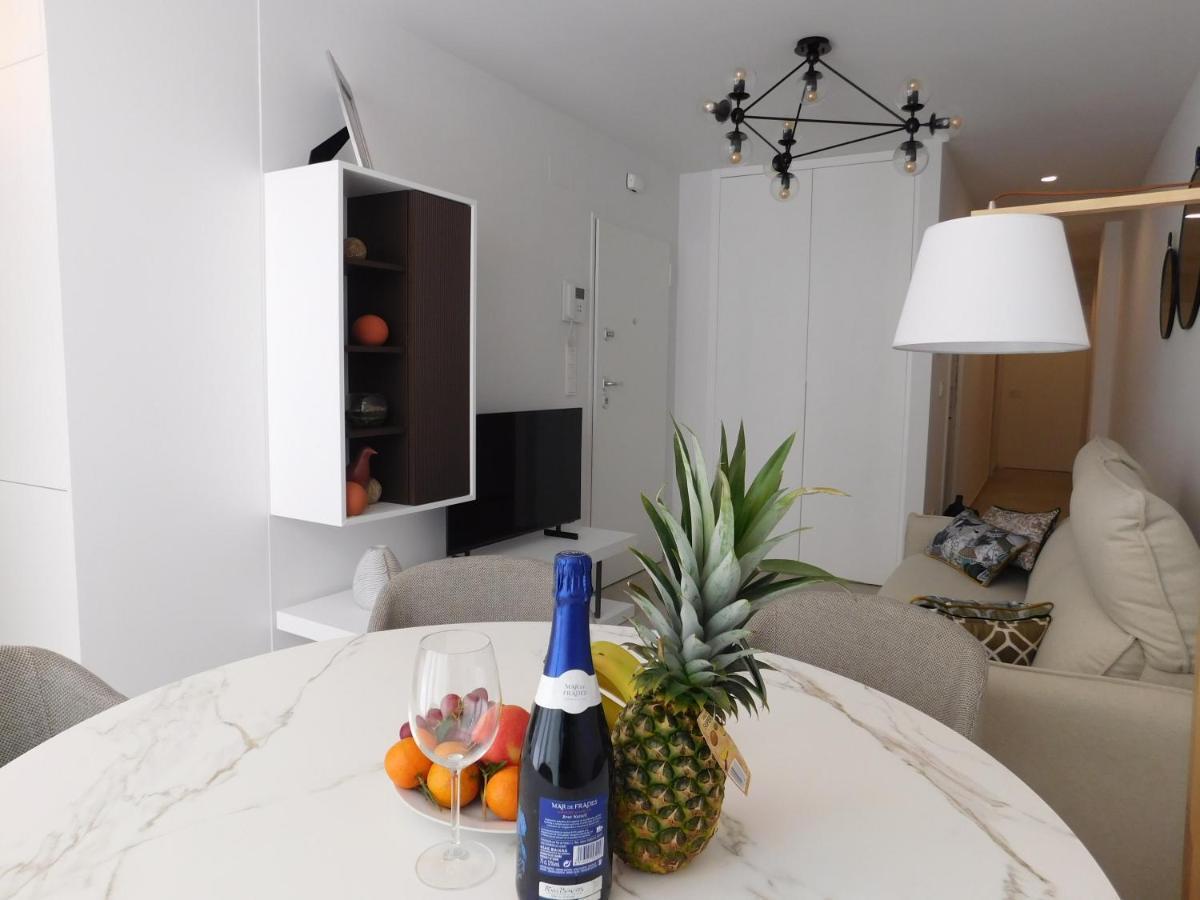 Modern And Cosy Apartment Close To The Beach Torrevieja Eksteriør bilde